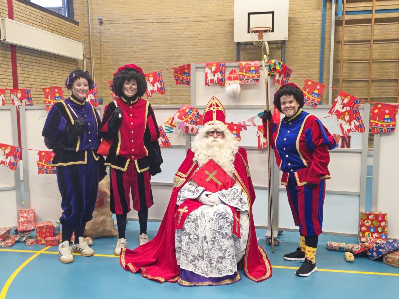 5 december Sinterklaasviering